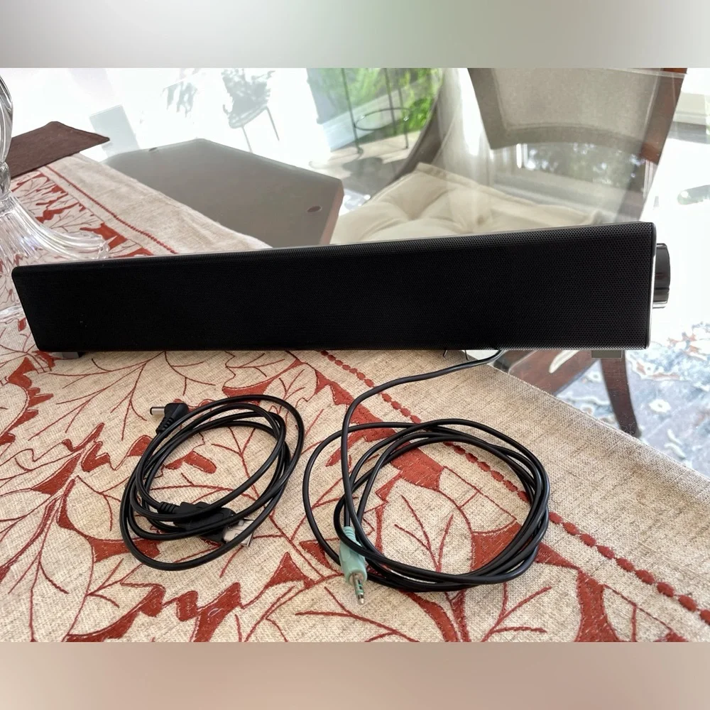 Computer Soundbar - Picture 2 of 7